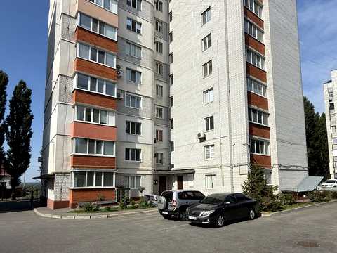 квартира за адресою Автокразівський бульв., 24