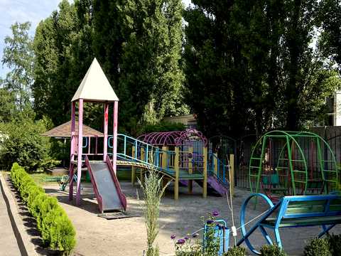 квартира за адресою Автокразівський бульв., 24