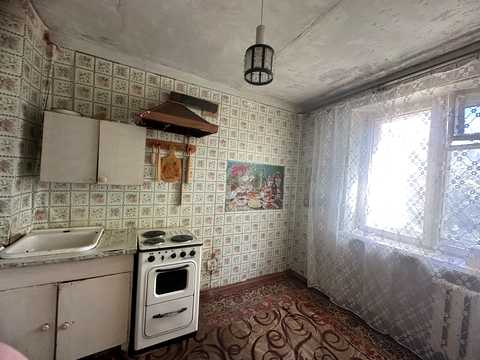 квартира за адресою житловий масив Тополя-3 вул., 8