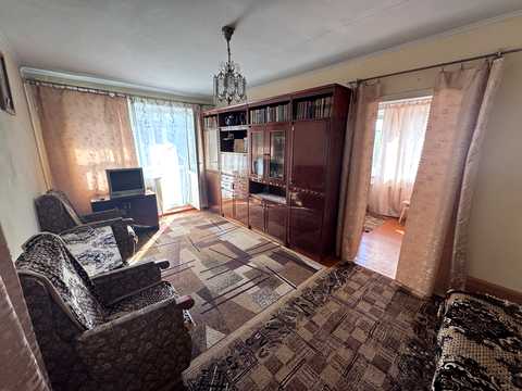 квартира за адресою Євгена Коновальця, 2