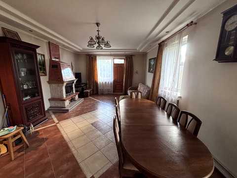 будинок за адресою Сіденка 2а
