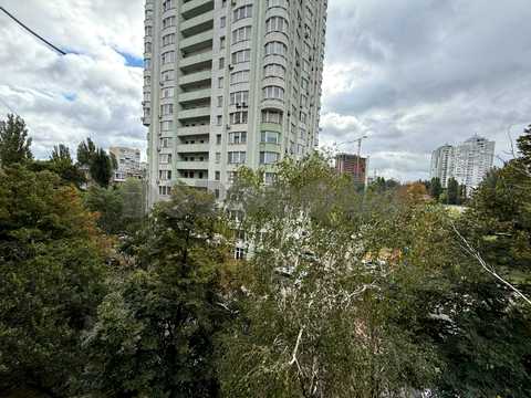 квартира за адресою Депутатська вул., 30