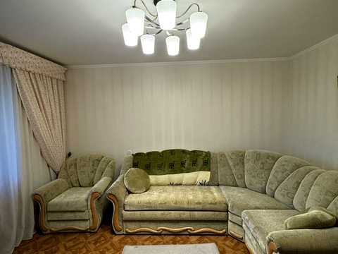 1875866798109244