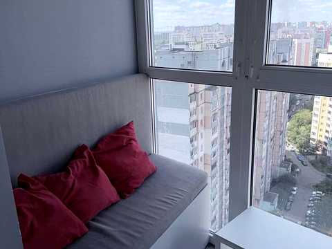 квартира за адресою Вишняківська вул., 4