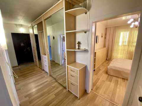 квартира по адресу Горняцкий микрорайон (5-й микрорайон), 46