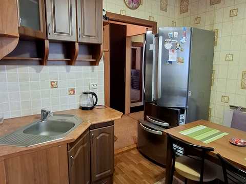 квартира за адресою Олени Пчілки вул., 4