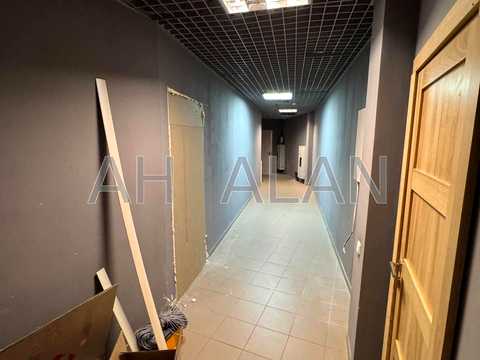 комерційна за адресою Євгена Коновальця вул. (Щорса), 36Д