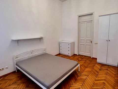 квартира по адресу Терещенковская ул., 13