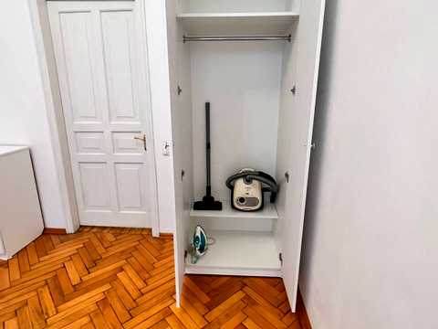 квартира по адресу Терещенковская ул., 13