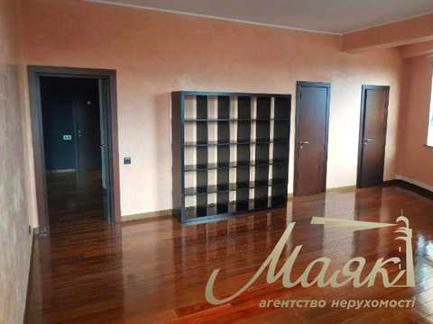 комерційна за адресою Шота Руставелі вул., 44