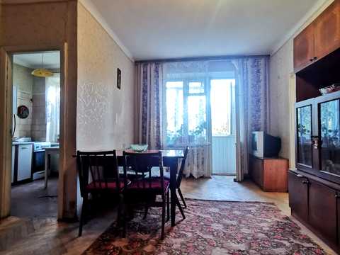 квартира по адресу Строителей ул., 3