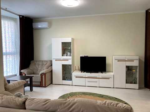 квартира за адресою Драгоманова вул., 2-Б