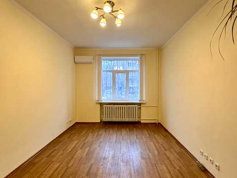 комерційна за адресою Михайла Бойчука вул. (Кіквідзе), 29