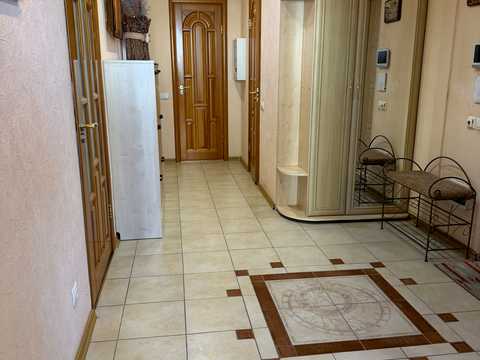 квартира за адресою Урлівська вул., 21