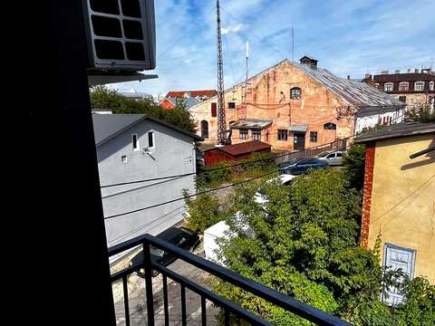 квартира за адресою Олега Ленюка вул., 1