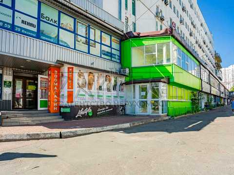 комерційна за адресою Лариси Руденко вул., 6а