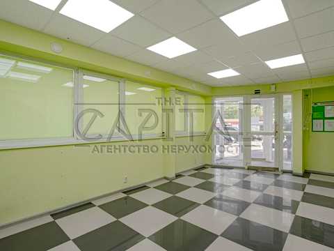 комерційна за адресою Лариси Руденко вул., 6а