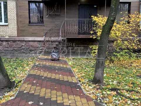 комерційна за адресою Григорія Чупринки вул. (Чудновського), 8