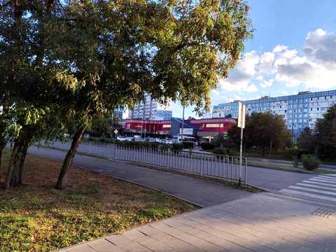 квартира за адресою Юрія Кондратюка вул. (Комунарівська), 1
