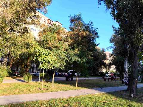 квартира за адресою Юрія Кондратюка вул. (Комунарівська), 1