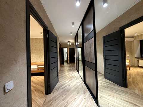 квартира за адресою Семінарська вул., 26/28