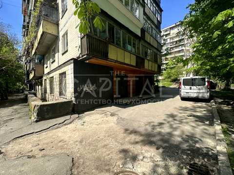 комерційна за адресою Кавказька вул., 1