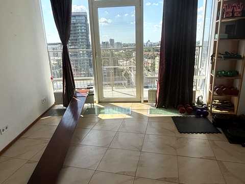 квартира за адресою Королеви Єлизавети ІІ вул. (Глинки), 3