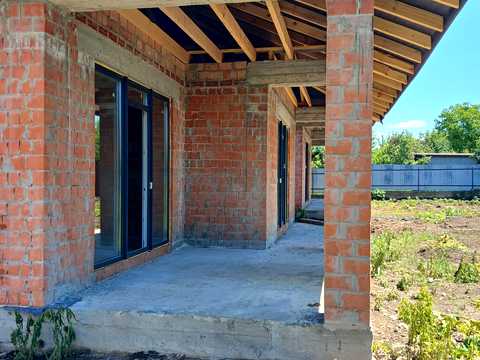 будинок за адресою с. Крихівці, Межева-сад