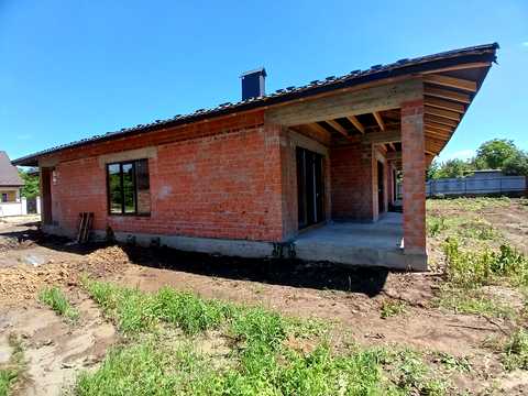 будинок за адресою с. Крихівці, Межева-сад