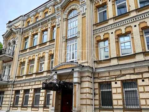 комерційна за адресою Михайлівська пл., 12б