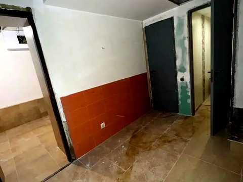 комерційна за адресою Костянтинівська вул., 54/13