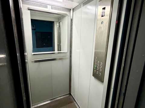 квартира за адресою Леоніда Бикова бульв., 7