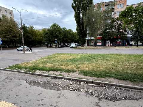 коммерческая по адресу Генерала Безручка ул., 12