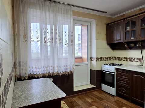 квартира за адресою Івана Миколайчука вул. (Серафимовича), 17