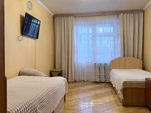 квартира за адресою Низинна вул., 4