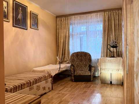 квартира за адресою Низинна вул., 4