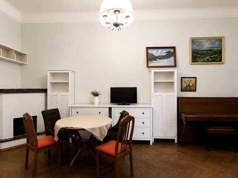квартира за адресою Дмитра Донцова вул. (Котовського), 9