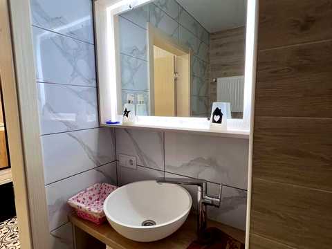 квартира за адресою Конторська вул. (Червоножовтнева), 10