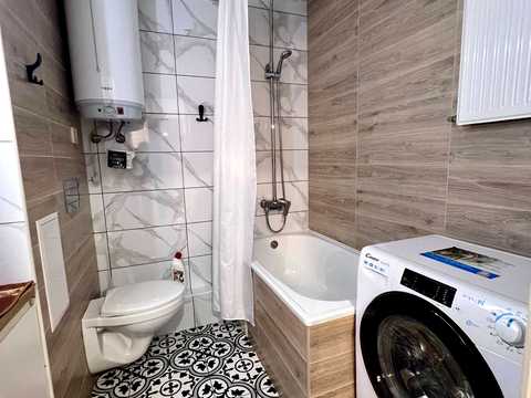 квартира за адресою Конторська вул. (Червоножовтнева), 10