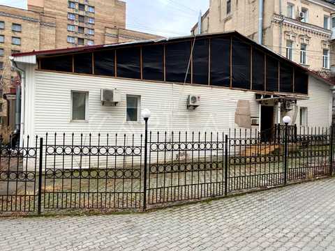 комерційна за адресою Саксаганського вул., 38А