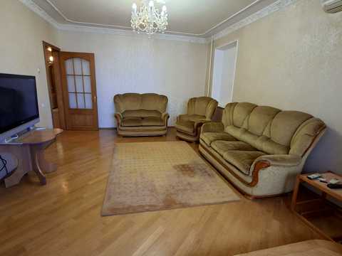 квартира по адресу Евгения Чикаленко ул., 75