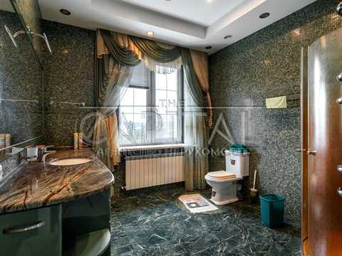 будинок за адресою Центральна