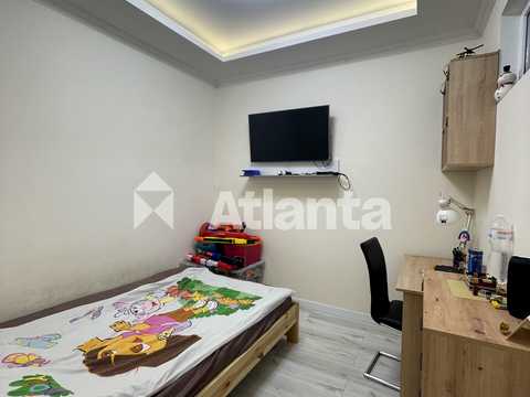 квартира за адресою Академіка Корольова вул., 33