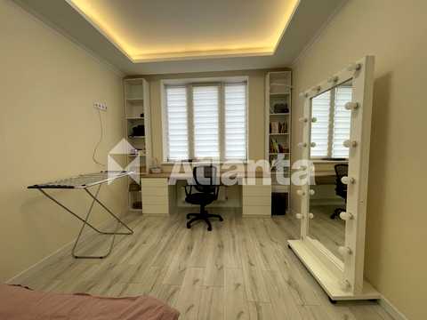 квартира за адресою Академіка Корольова вул., 33