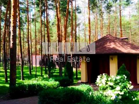 будинок за адресою Набережна вул.