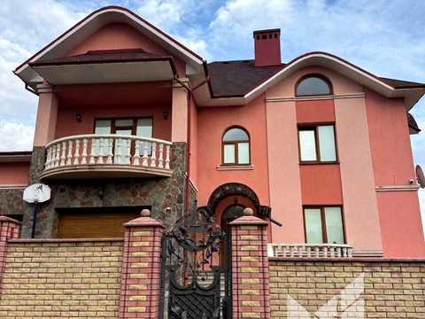 будинок за адресою Грушева
