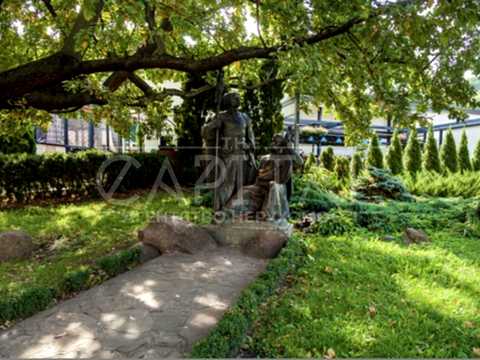 комерційна за адресою Петра Сагайдачного вул., 27