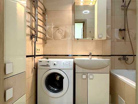 квартира за адресою Академіка Вернадського бульв., 24