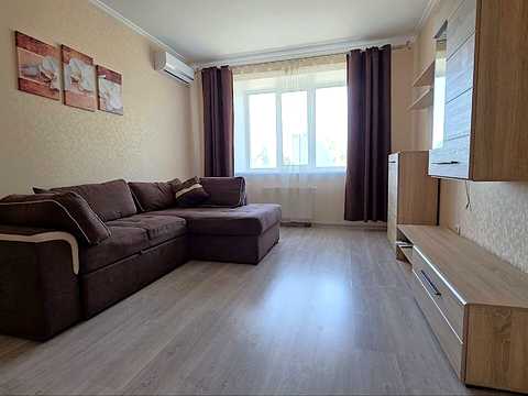 квартира за адресою Академіка Вернадського бульв., 24