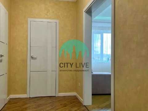 квартира за адресою Дмитра Коцюбайла вул., 3